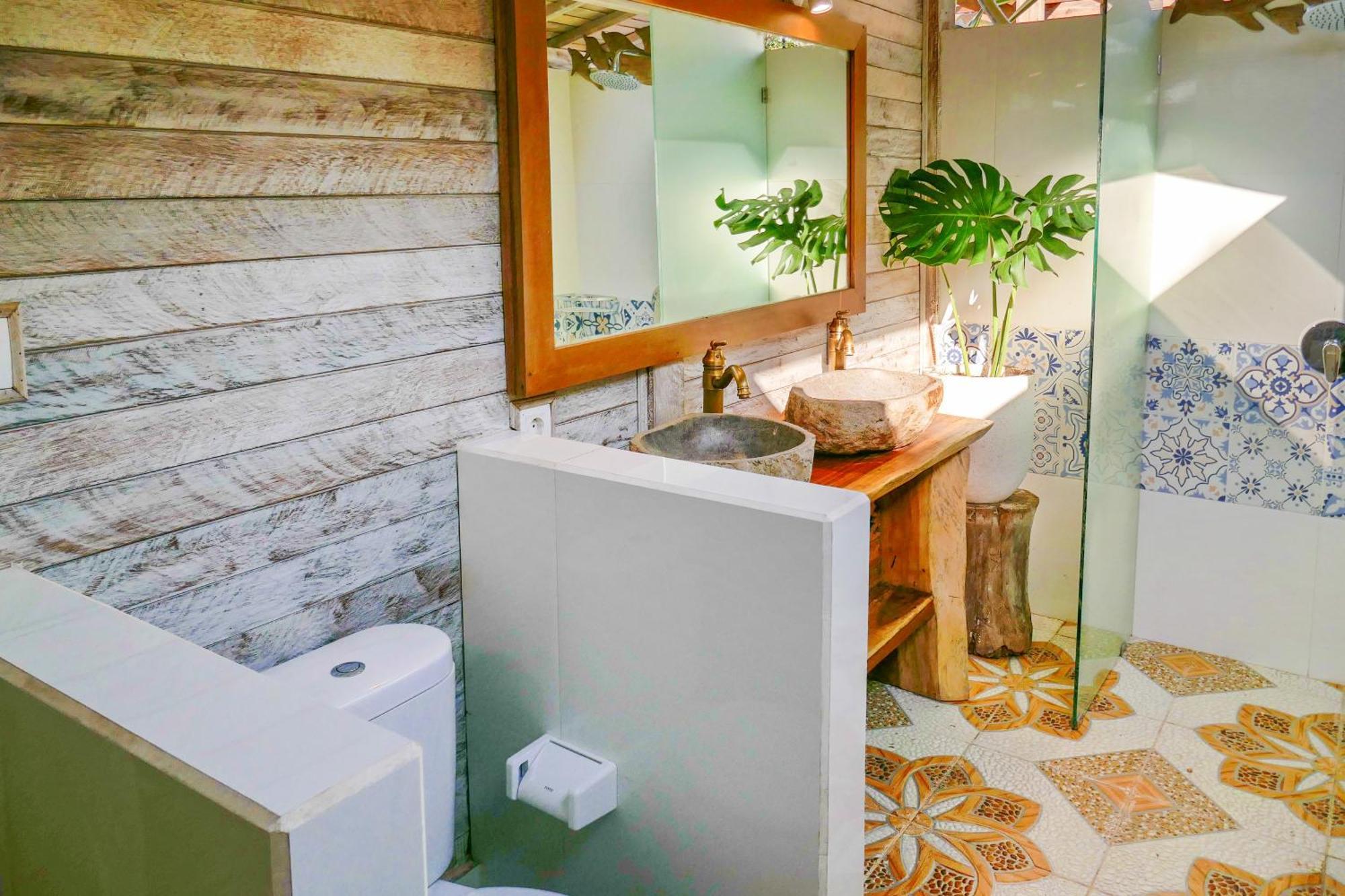 Lembo Lagoon Bungalows Lembongan Esterno foto