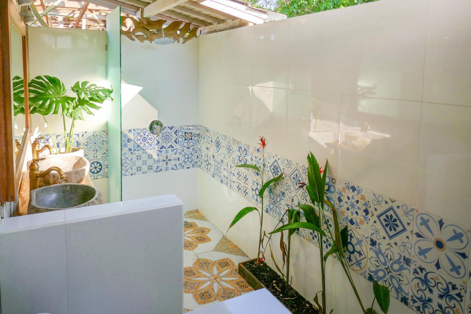 Lembo Lagoon Bungalows Lembongan Esterno foto